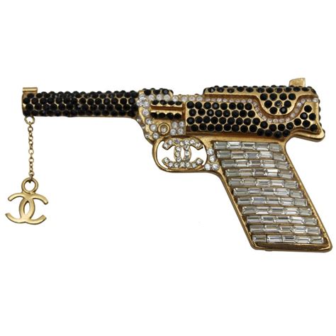 chanel gun purse